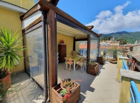 Casa Luisa - MONEGLIA APARTMENTS Moneglia